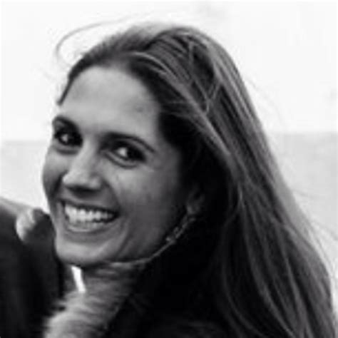 women osteopath moorgate|Annabelle Loras .